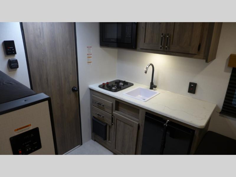 2026 CrossRoads Zinger Lite 12BH, $ 0