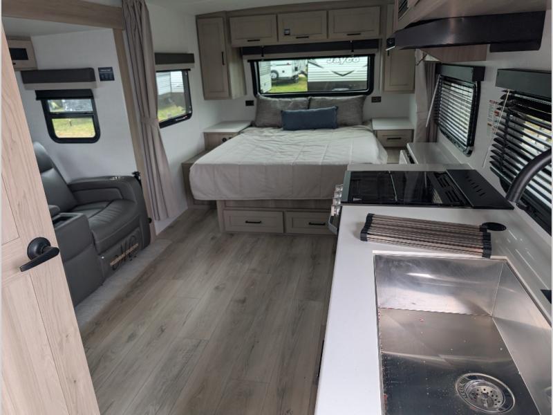 2026 Forest River Flagstaff Micro Lite 22FBS, $ 43,734