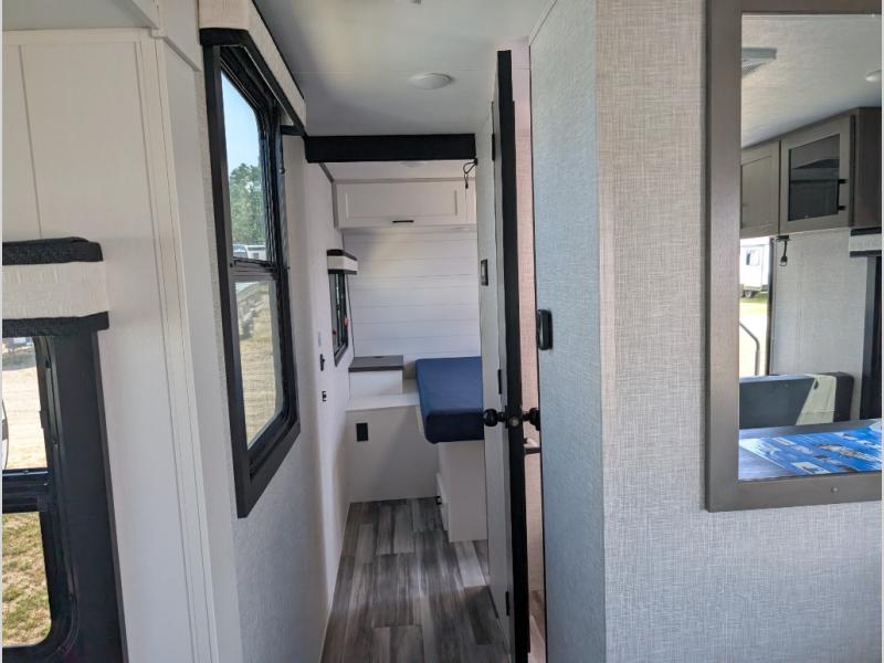 2026 Jayco Jay Feather 19MRK, $ 50,641