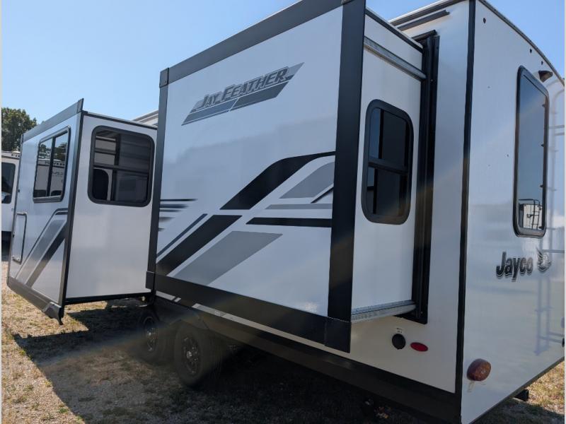 2026 Jayco Jay Feather 24FK, $ 57,481