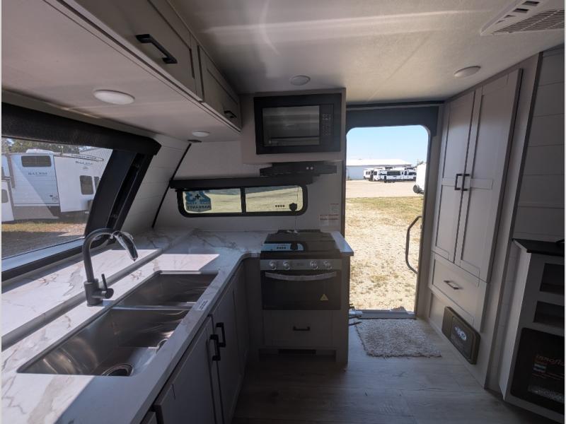 2026 Jayco Jay Feather 24FK, $ 57,481