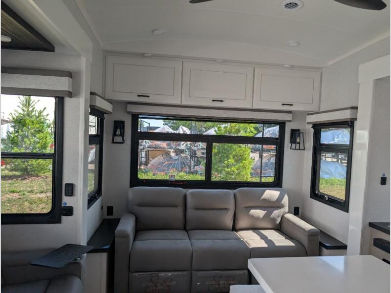 2026 Jayco Pinnacle 38FBRK, $ 158,297