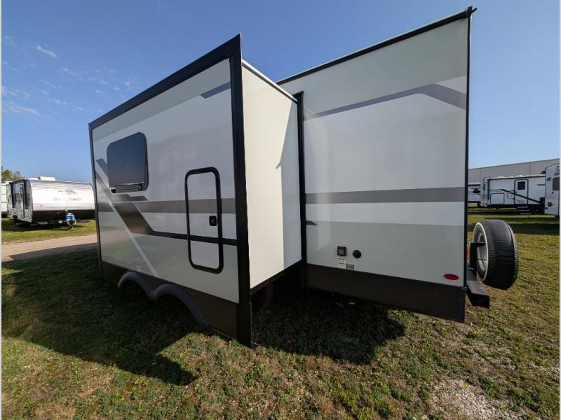 2026 Forest River Flagstaff Micro Lite 25FBLS, $ 37,990