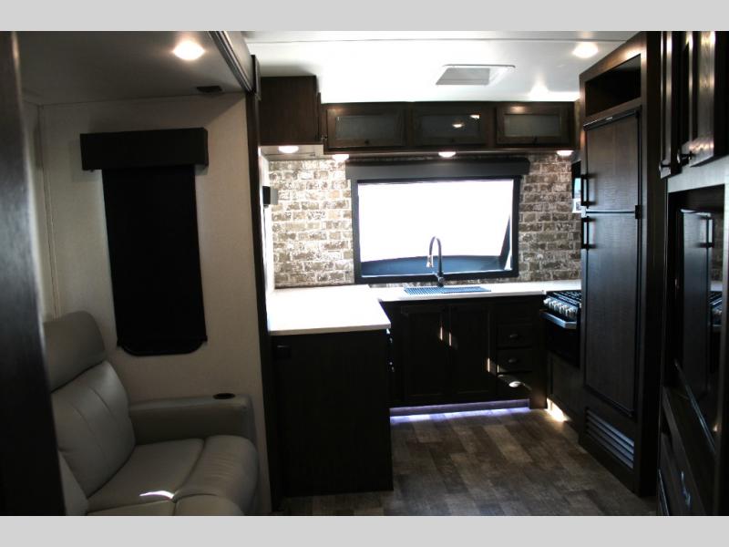 2022 Forest River XLR Hyper Lite 3310, $ 0