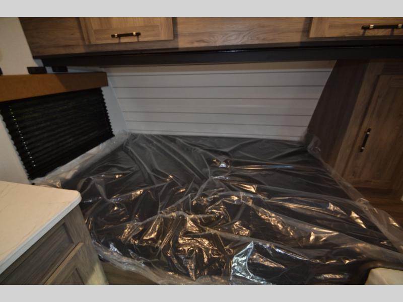 2026 CrossRoads Zinger Lite 12FB, $ 0