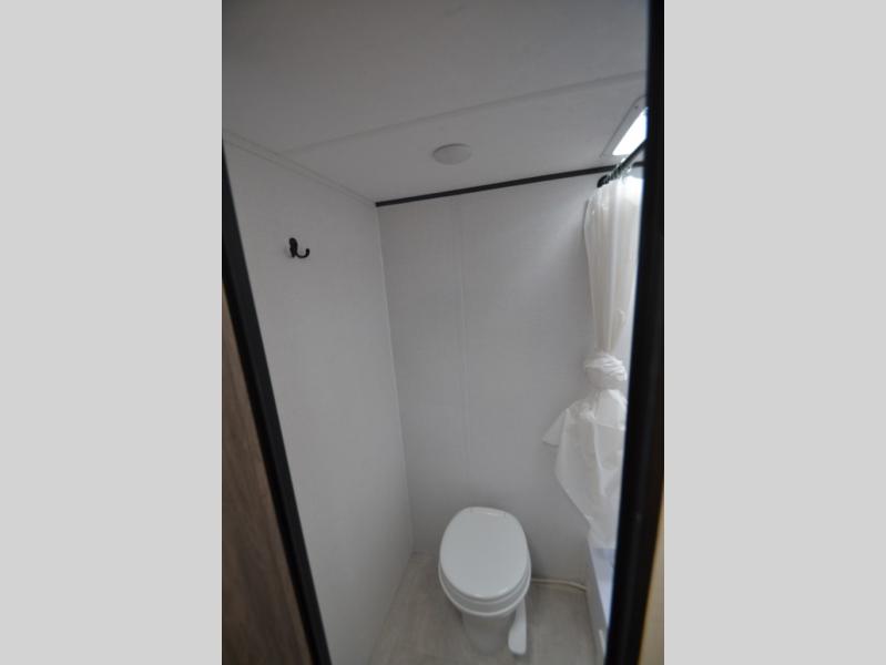 2026 CrossRoads Zinger Lite 12BH, $ 11,990