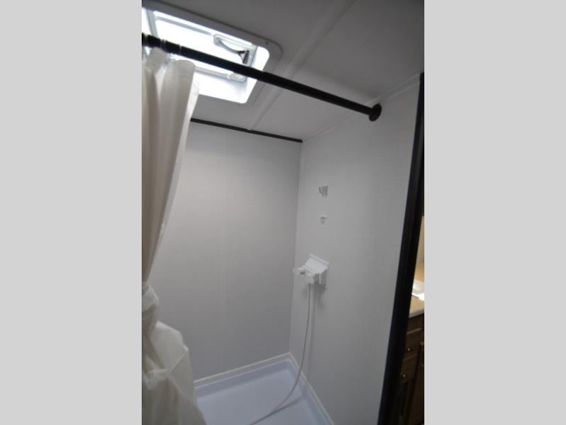 2026 CrossRoads Zinger Lite 12BH, $ 11,990