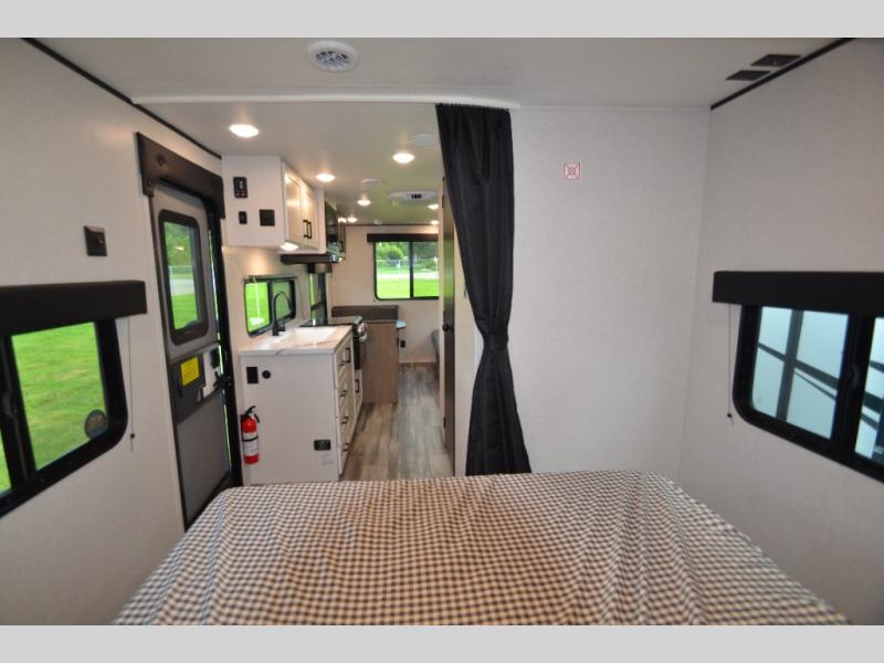 2026 Jayco Jay Flight SLX 210QB, $ 33,006