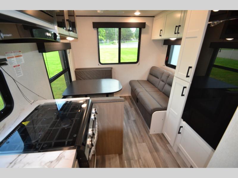 2026 Jayco Jay Flight SLX 210QB, $ 33,006
