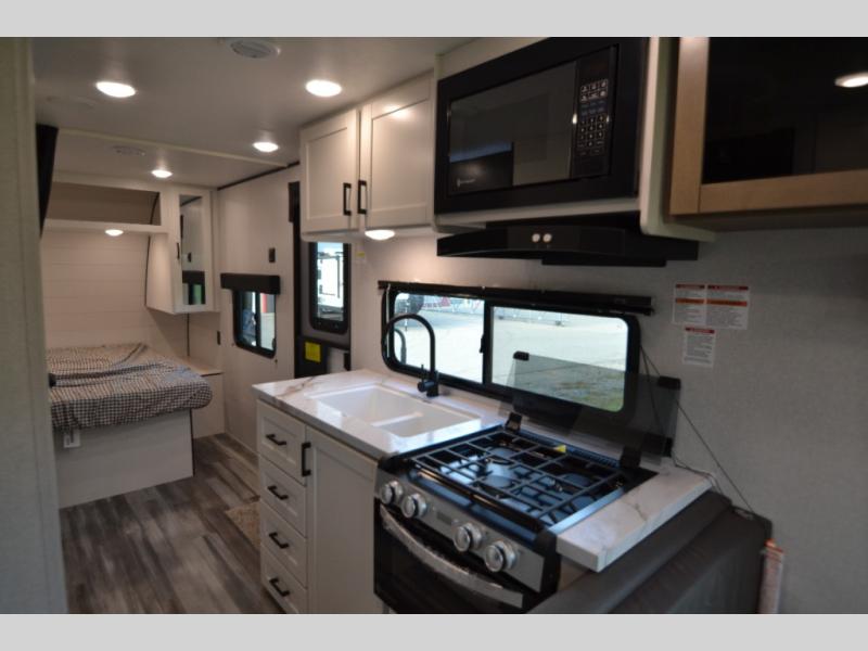 2026 Jayco Jay Flight SLX 210QB, $ 33,006