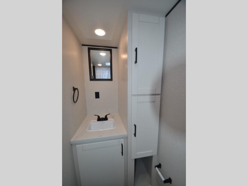 2026 Jayco Jay Flight SLX 175FQ, $ 27,811
