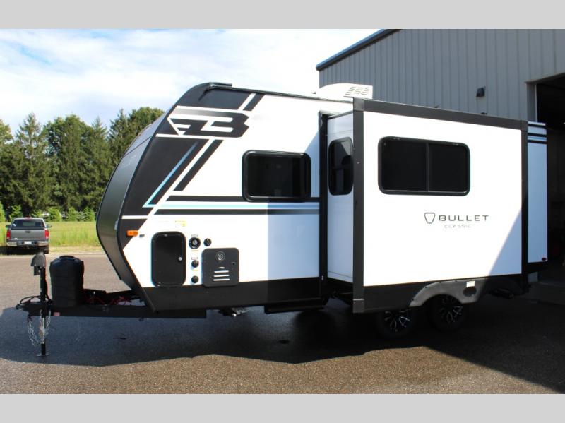 2026 Keystone Bullet Classic Single Axle 18RBC Sin, $ 29,843