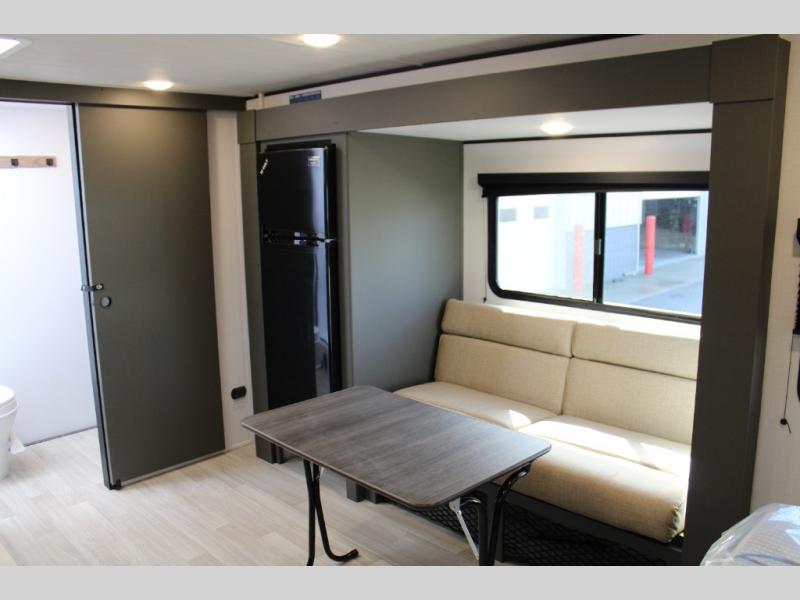 2026 Keystone Bullet Classic Single Axle 18RBC Sin, $ 29,843