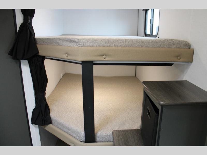 2026 Keystone Bullet Classic Dual Axle 26BHC Dual , $ 35,094