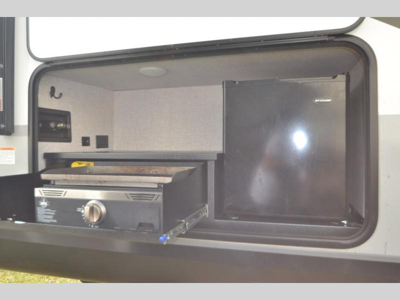 2025 Jayco Jay Feather 21MBH, $ 0