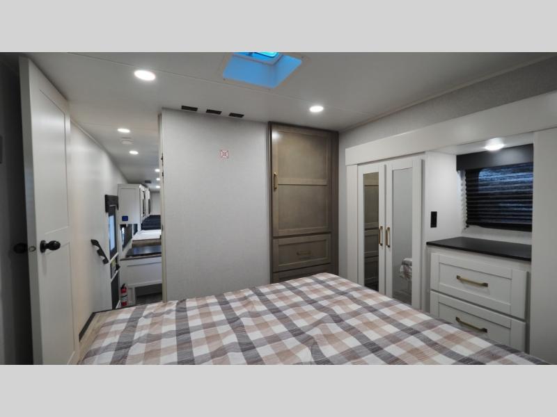 2026 Jayco Eagle SLE 24MLE, $ 37,990