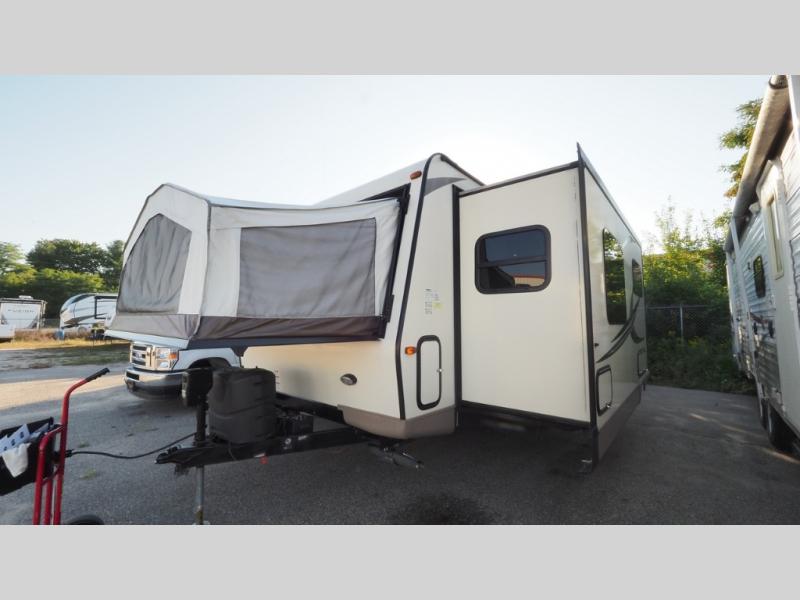 2017 Forest River Rockwood Roo 23IKSS, $ 0