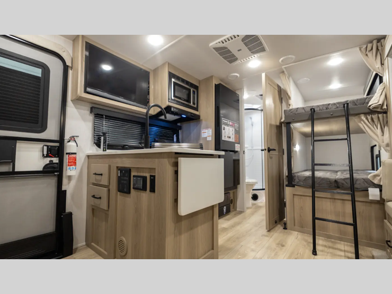 2026 Forest River Flagstaff Micro Lite 25DBH, $ 39,608