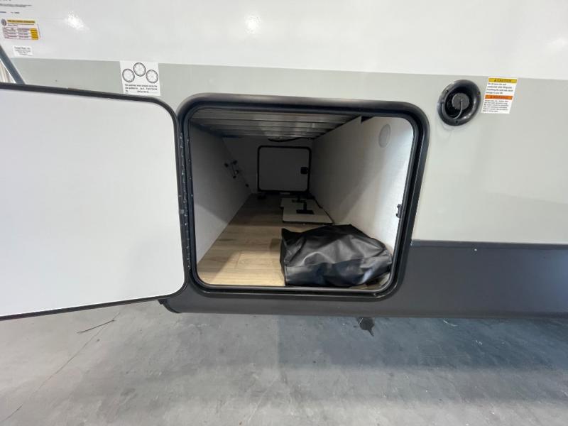 2026 Forest River Flagstaff Micro Lite 22FBS, $ 43,279
