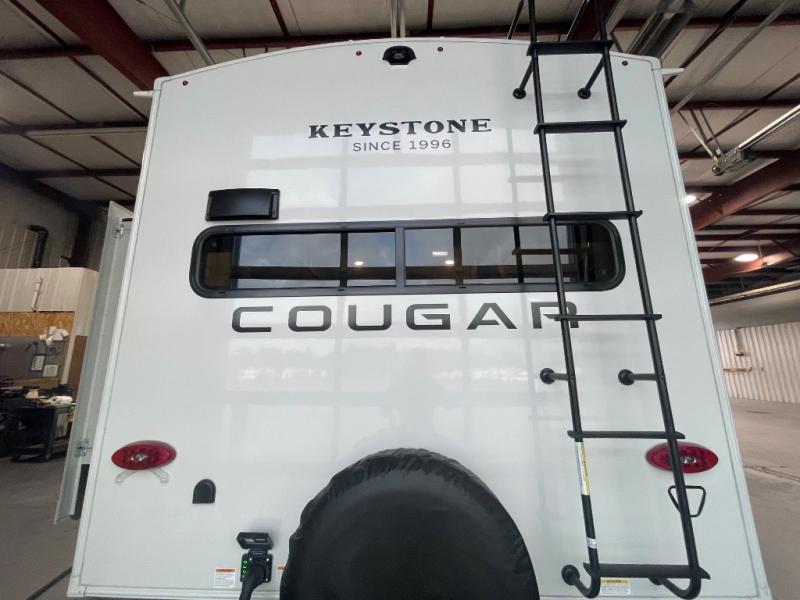 2026 Keystone Cougar Half-Ton (Travel Trailer) 25M, $ 55,202