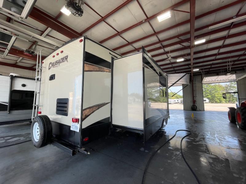 2018 Prime Time Manufacturing Crusader Lite 27RK, $ 19,990