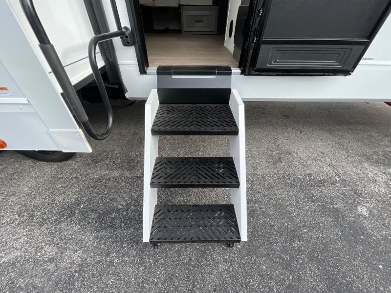 2026 Forest River Cherokee Alpha Wolf 33BH, $ 67,328