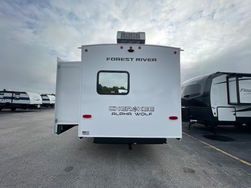 2026 Forest River Cherokee Alpha Wolf 33BH, $ 67,328