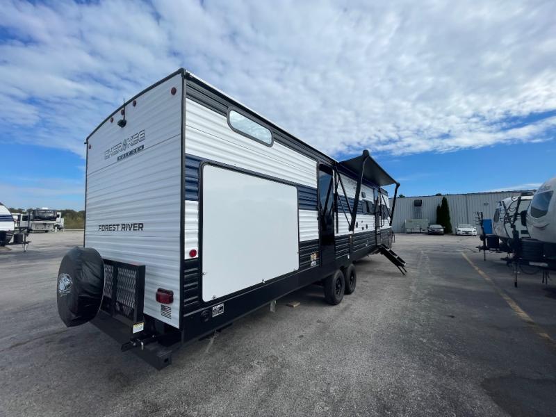 2026 Forest River Cherokee Wolf Den 301BH, $ 0