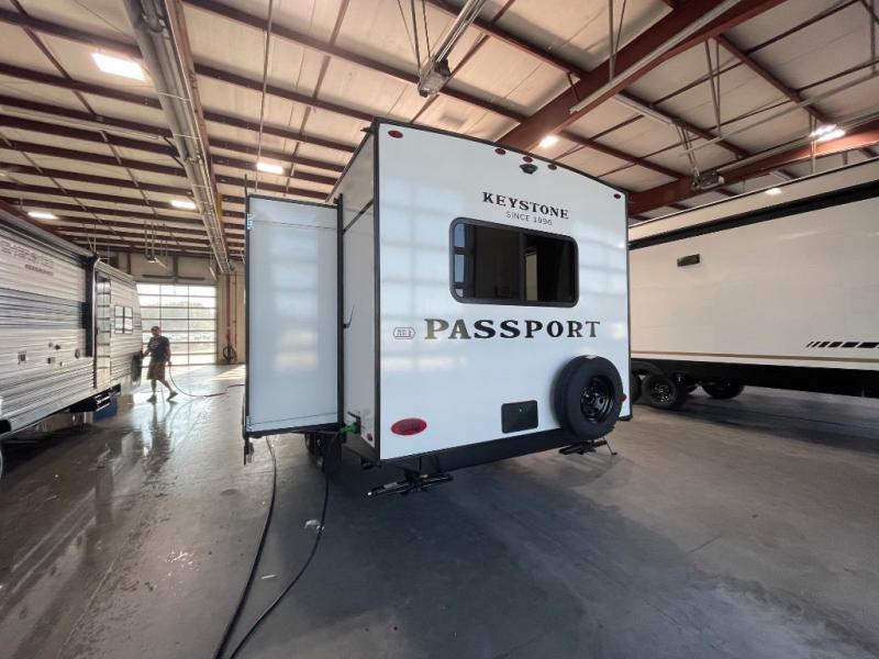 2026 Keystone Passport Classic 210RKC, $ 32,986