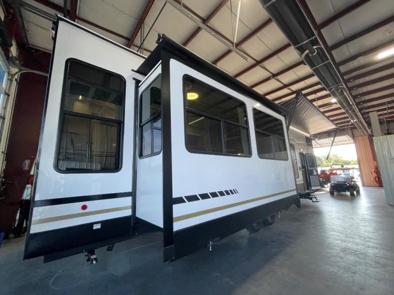 2026 Forest River Wildwood Grand Lodge 42DL, $ 0