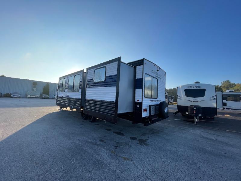 2026 Forest River Cherokee Wolf Den 304SR, $ 0