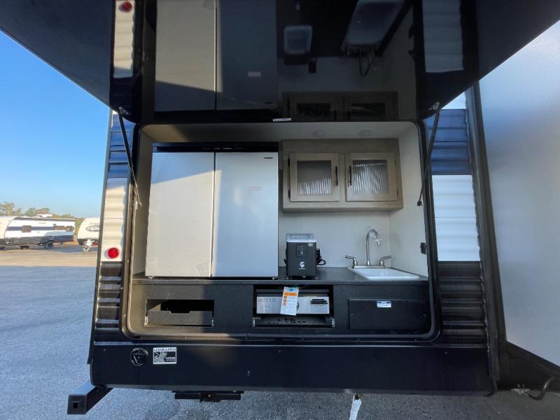 2026 Forest River Cherokee Wolf Den 304SR, $ 0