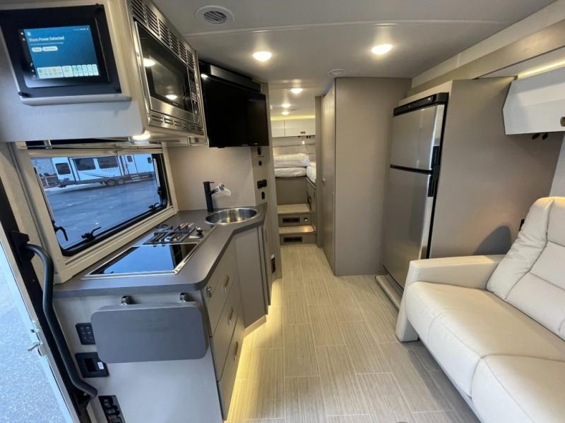 2026 Winnebago View 24R AWD, $ 276,357