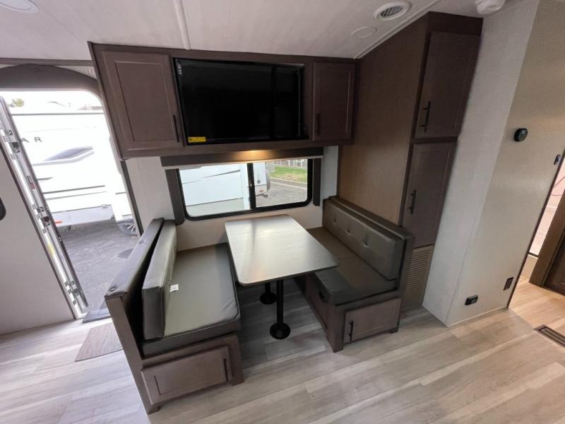 2026 Keystone Cougar Half-Ton (Travel Trailer) 22M, $ 52,984