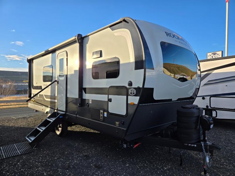 2026 Forest River Rockwood Mini Lite 2523MBR, $ 49,914