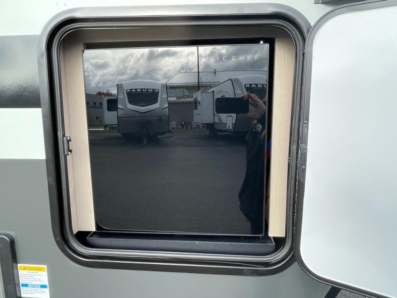 2026 Forest River Rockwood Mini Lite 2523MBR, $ 49,914