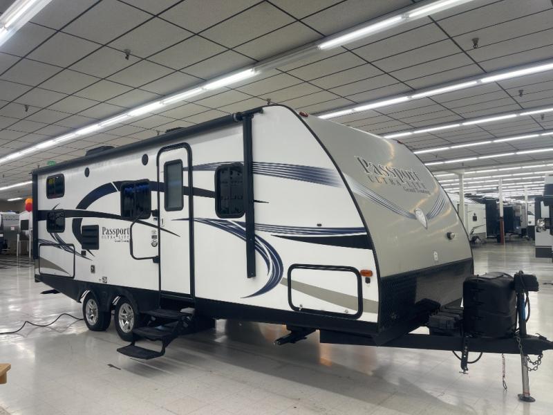 2016 Keystone Passport Ultra Lite Grand Touring 24, $ 19,990