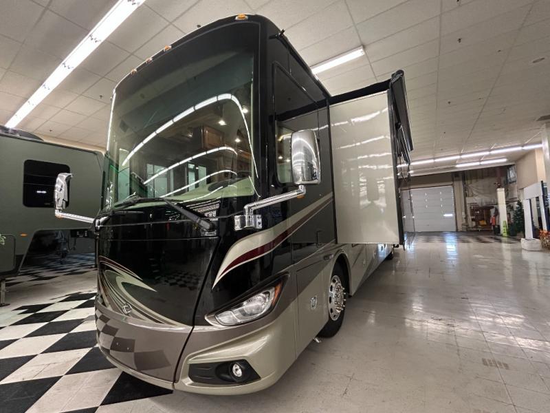 2015 Tiffin Motorhomes Phaeton 40 AH, $ 189,990