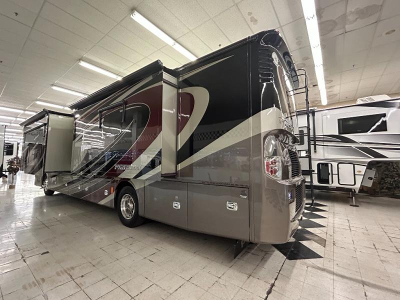 2015 Tiffin Motorhomes Phaeton 40 AH, $ 189,990