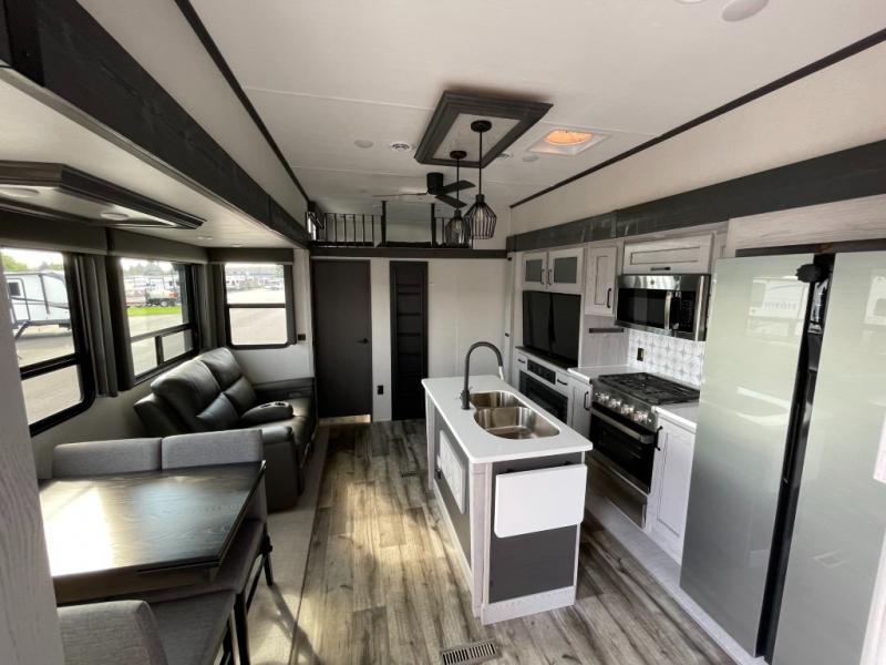 2023 Keystone Montana High Country 335BH, $ 79,990