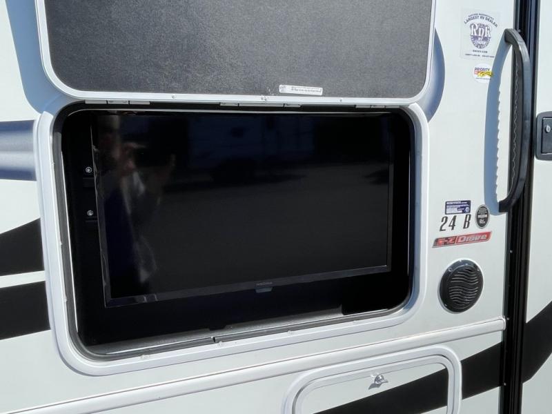 2020 Entegra Coach Odyssey 24B, $ 89,990