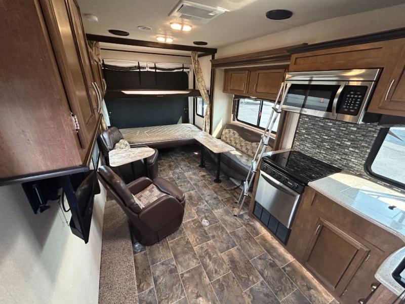 2017 Forest River Shockwave T27RQ DX, $ 42,990