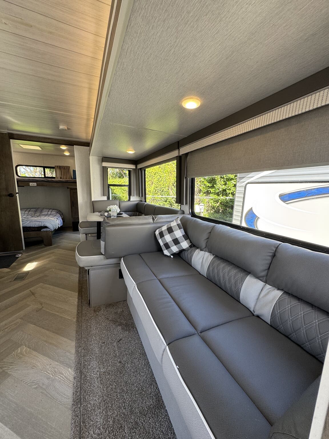 2022 Forest River Salem 29VBUD, $ 24,995