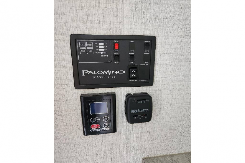 2025 Palomino Real-Lite Truck Campers SS-1608, $ 27,990