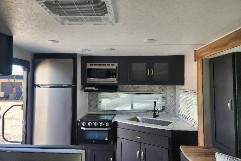 2024 Coachmen FREEDOM EXPRESS 245RKS Travel Traile, $ 27,990