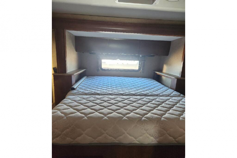 2015 Thor Motor Coach Citation Sprinter 24SR, $ 0