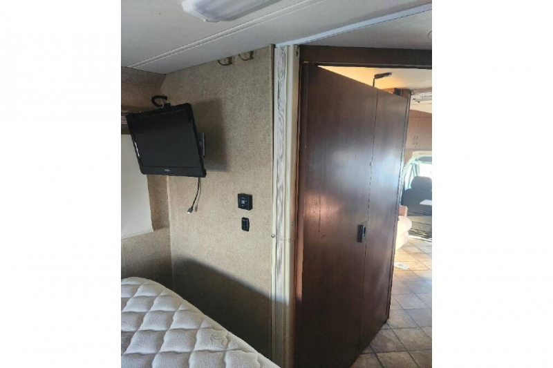 2015 Thor Motor Coach Citation Sprinter 24SR, $ 0