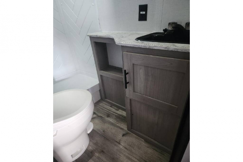 2024 Dutchmen Coleman Lantern LT 274BH, $ 0