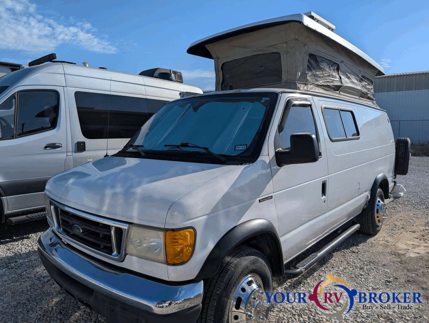 2005 Ford Sportsmobile E350, $ 21,998
