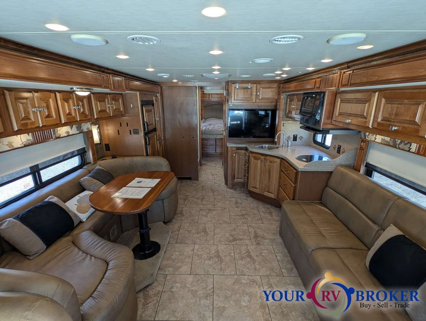 2014 Tiffin Motorhomes Tiffin Allegro Breeze 32BR, $ 84,900